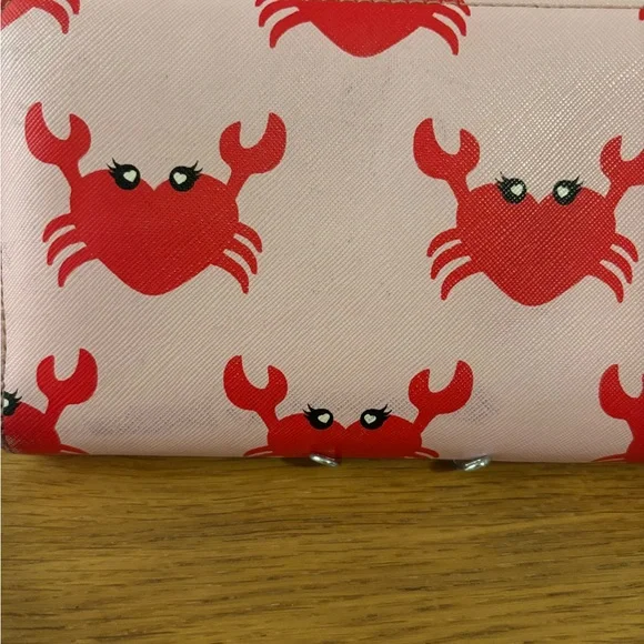 Betsey Johnson crab-themed wallet and wristlet pre loved slight wear - Picture 6 of 13